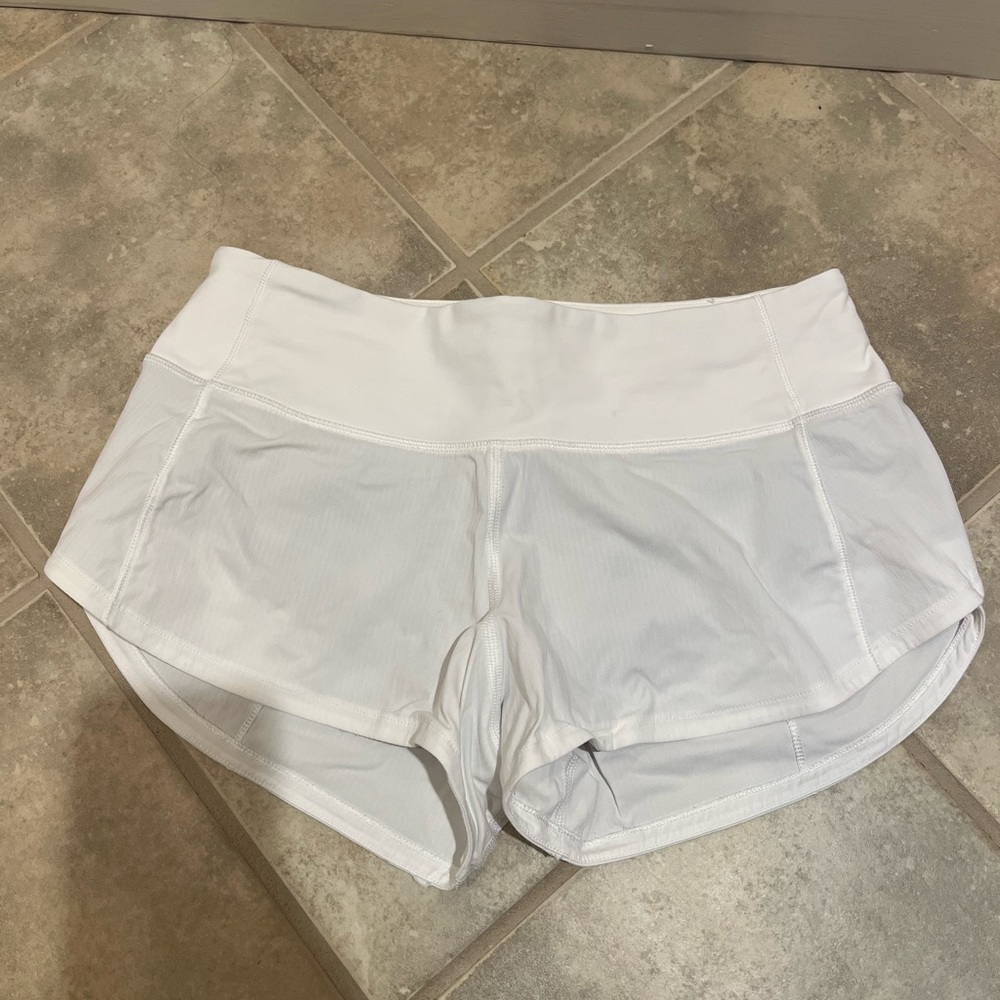 Lululemon Speed Up Shorts 2.5”